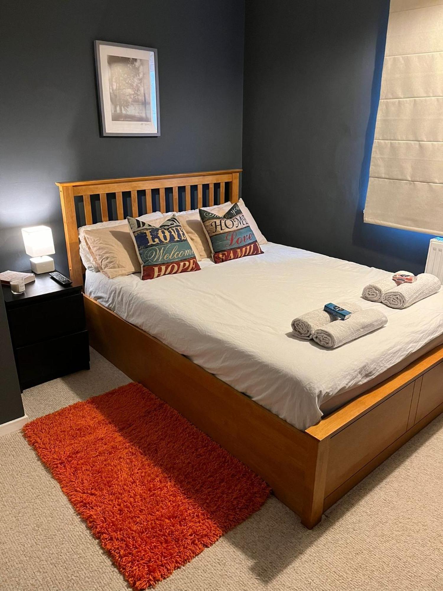 Stylish Double Room In Shared Apartment In Oxfordshire Kültér fotó